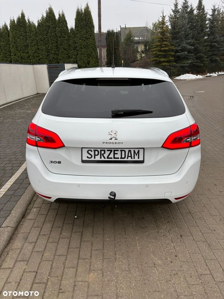 Peugeot 308 BlueHDi FAP 130 Stop & Start Style - 4