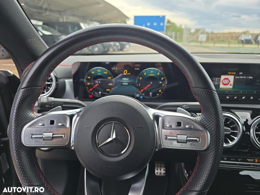 Mercedes-Benz CLA - 10