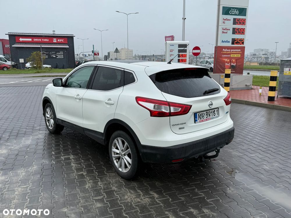 Nissan Qashqai - 4