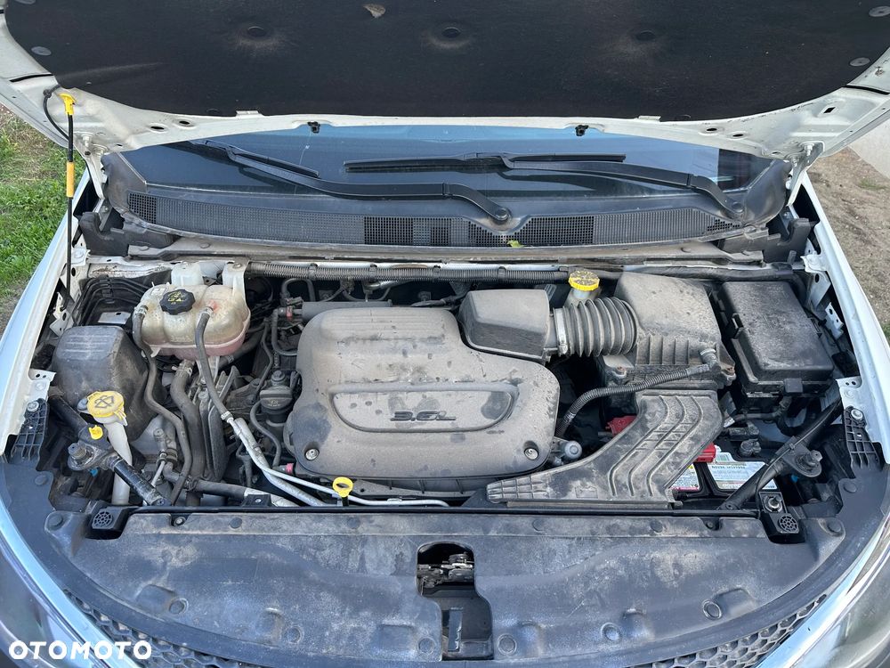 Chrysler Pacifica - 15