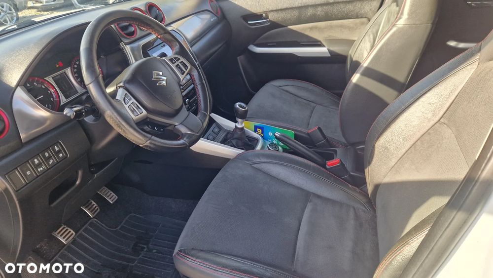 Suzuki Vitara 1.4 Boosterjet Premium 4WD - 13