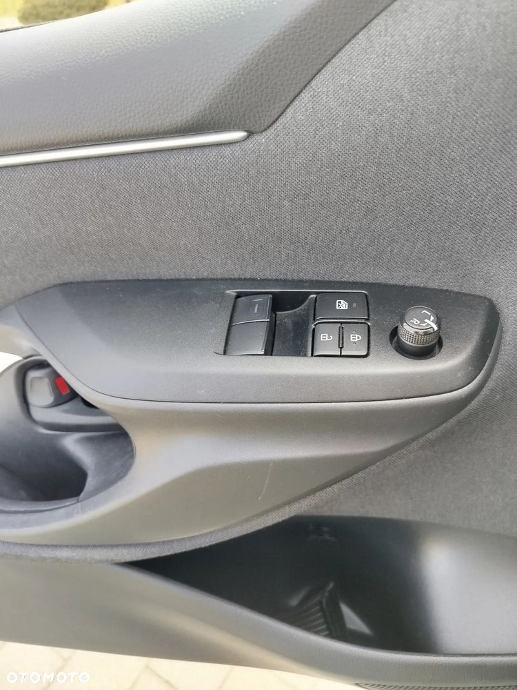 Toyota Yaris 1.5 Comfort CVT - 13