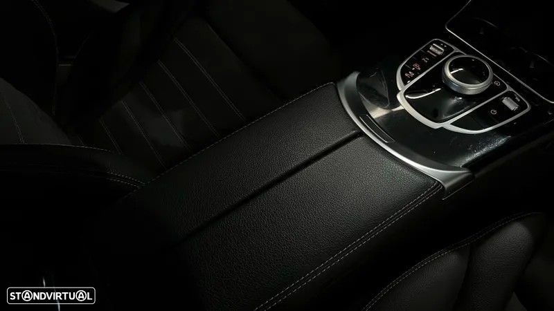 Mercedes-Benz C 300 de AMG Line - 24
