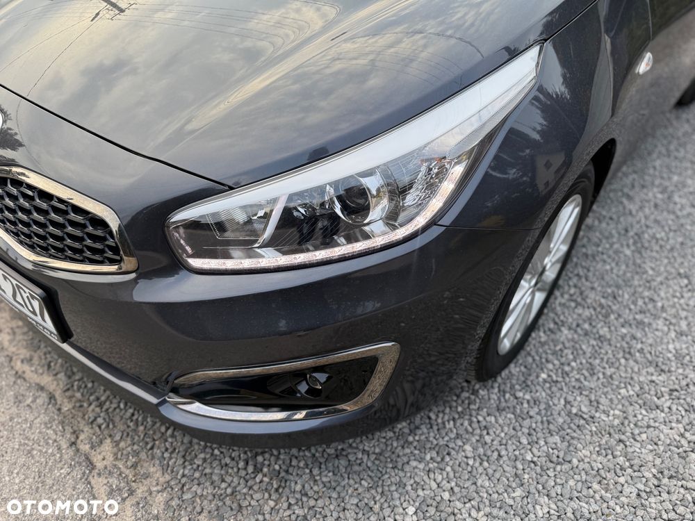 Kia Ceed 1.4 CVVT Dream-Team Edition - 9