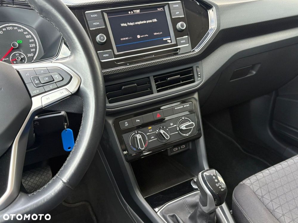 Volkswagen T-Cross 1.0 TSI Life DSG - 23
