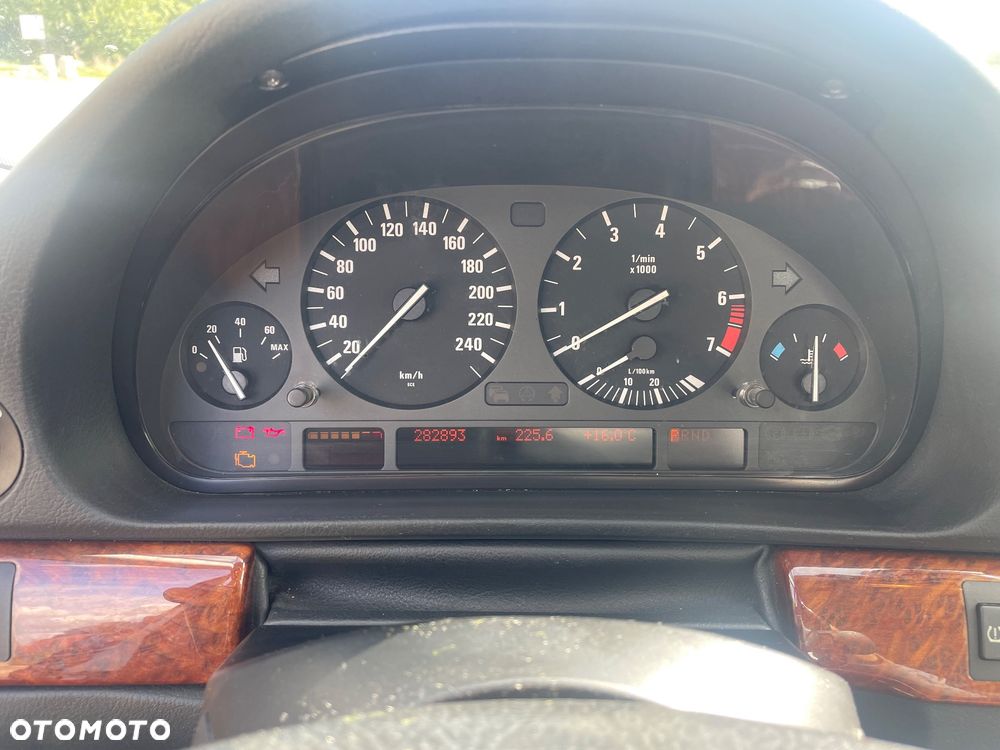 BMW Seria 7 728i L - 7