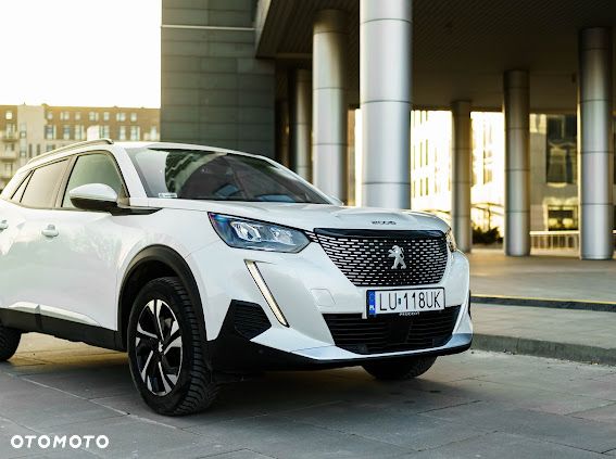 Peugeot 2008 1.2 PureTech Allure Pack S&S EAT8 - 10