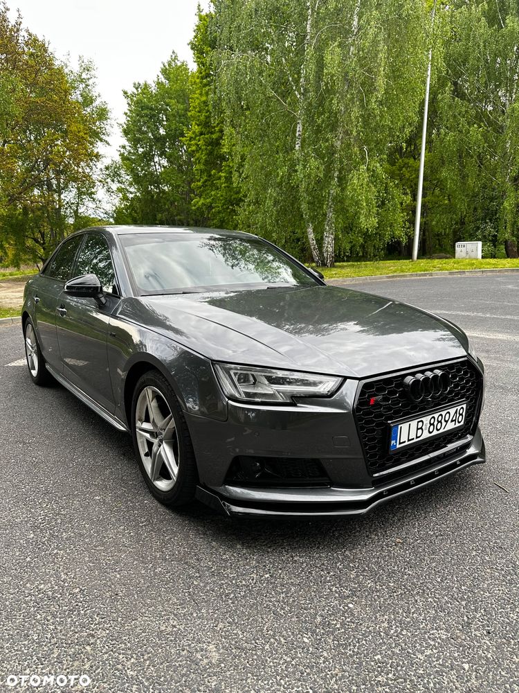 Audi S4 Limousine - 1