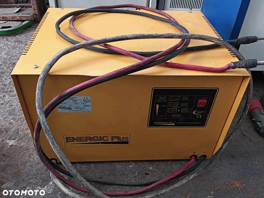 Prostownik Ładowarka do akumulatorów wózków widłowych elektrycznych  RX-T 48-120 48V/120A - 1