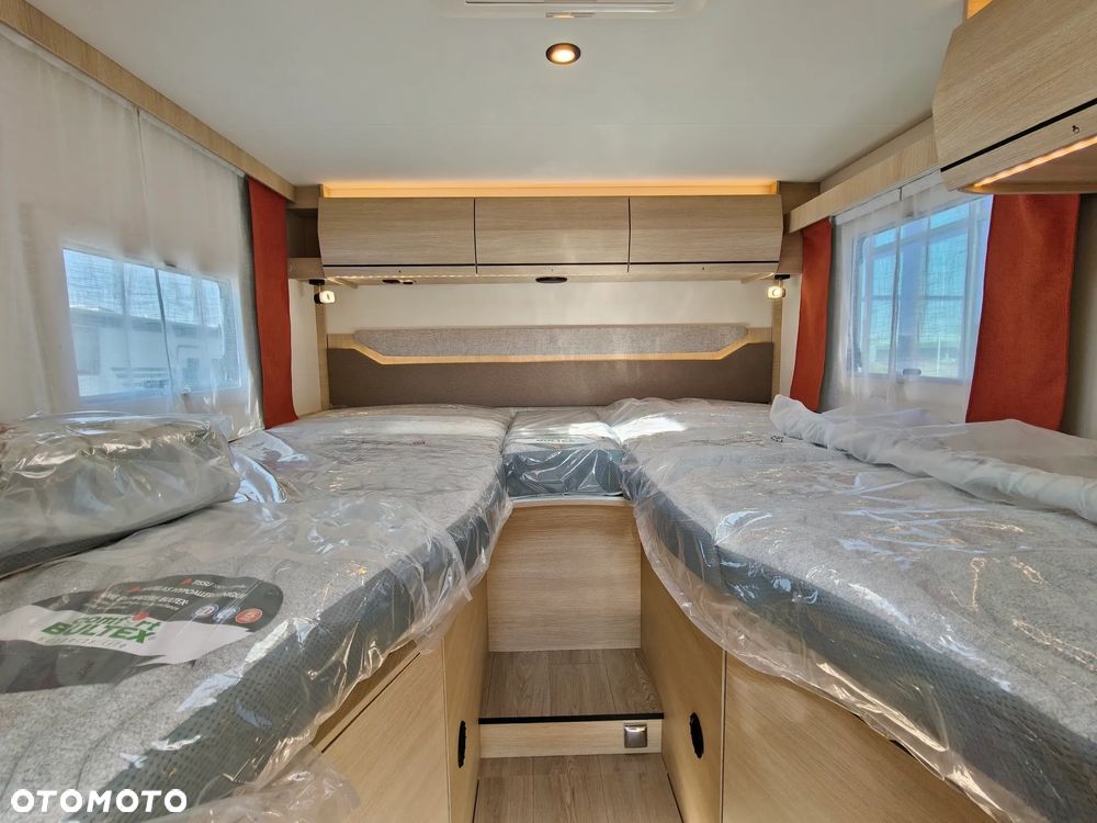Rapido 666F  OD RĘKI - EKSKLUZYWNY KAMPER BOGATO WYPOSAŻONY - 13