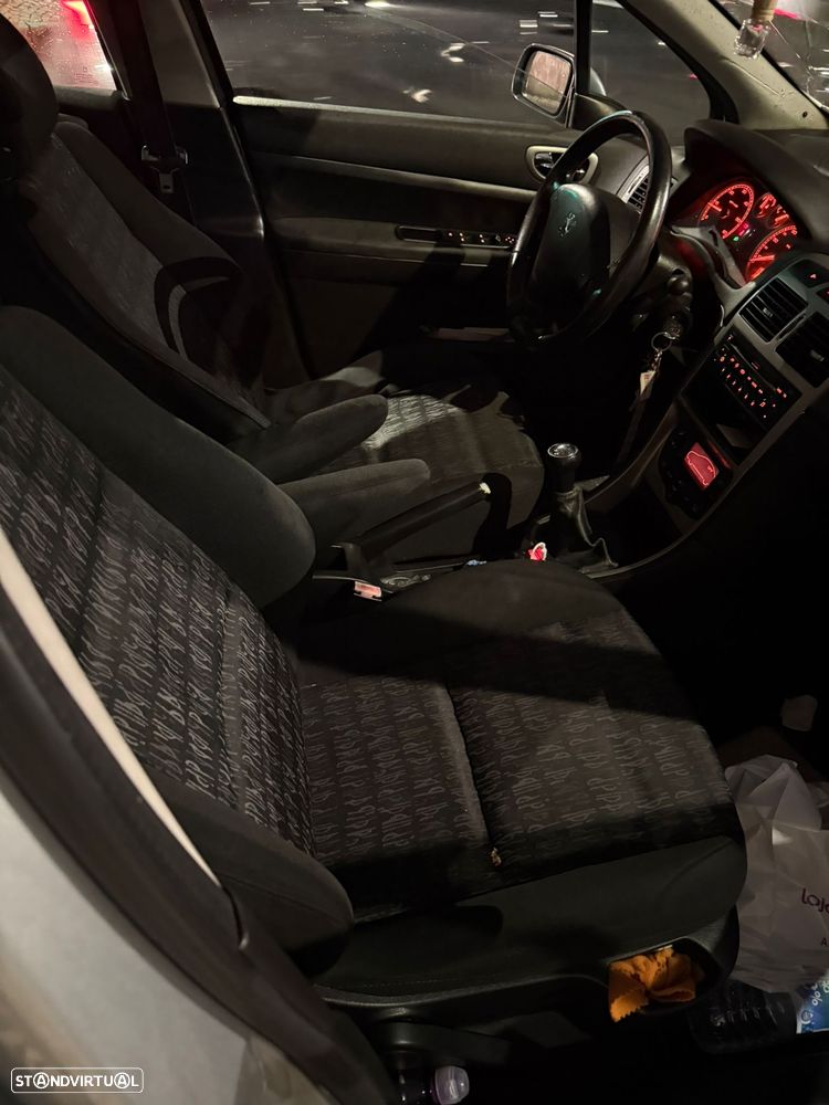 Peugeot 307 1.6 HDi Premium - 3