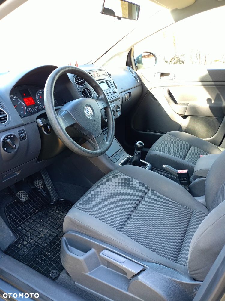 Volkswagen Golf - 8