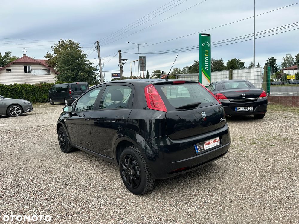 Fiat Grande Punto 1.4 8V Speed - 8
