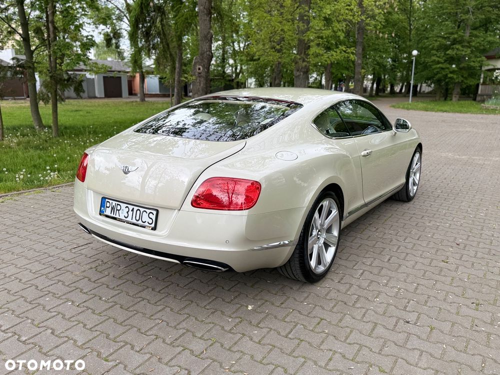 Bentley Continental GT W12 - 13