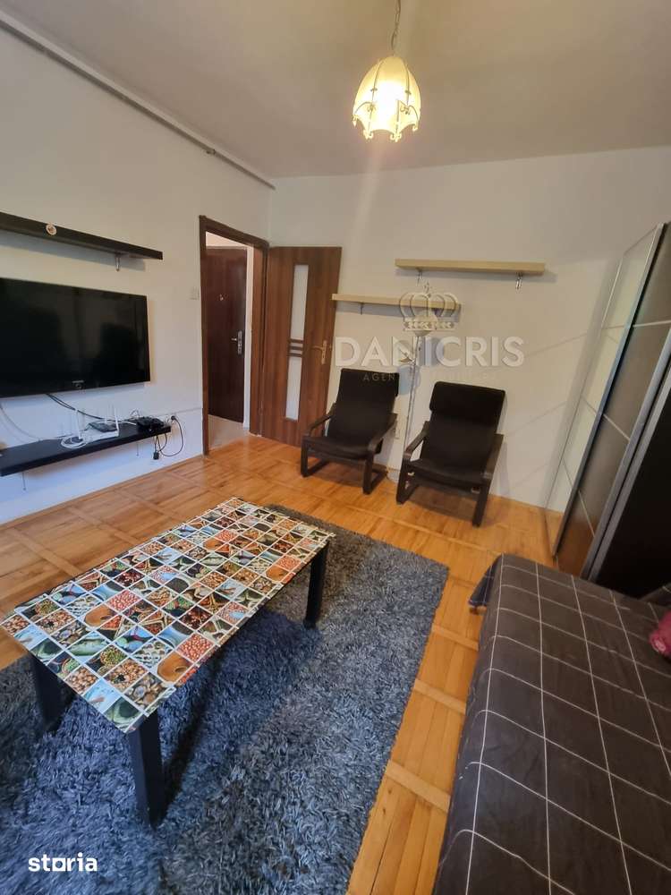 GARSONIERĂ DE ÎNCHIRIAT | CASA DE CULTURĂ | ETAJ 1 — fotografia 3