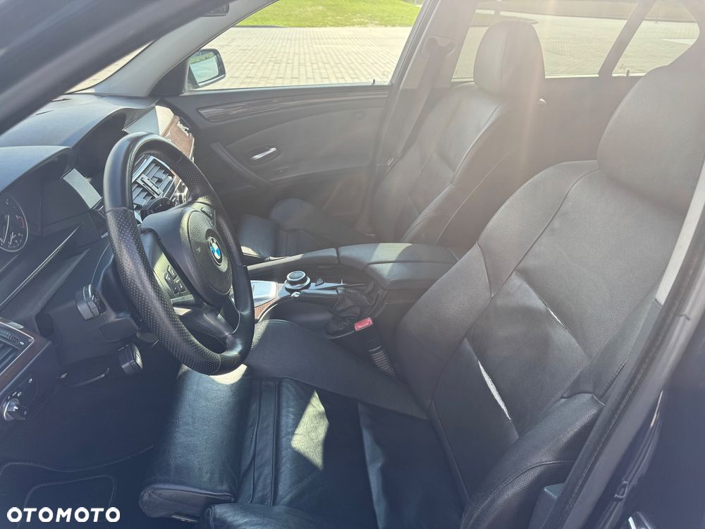 BMW Seria 5 525d - 8