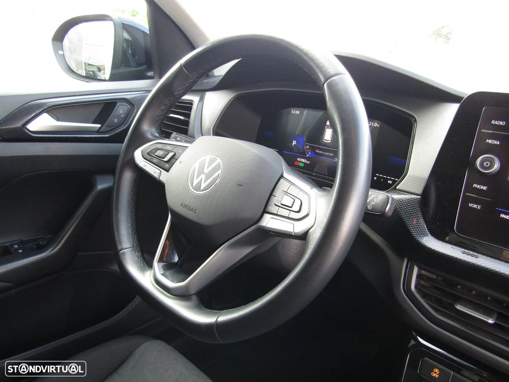 VW T-Cross 1.0 TSI Urban DSG - 23