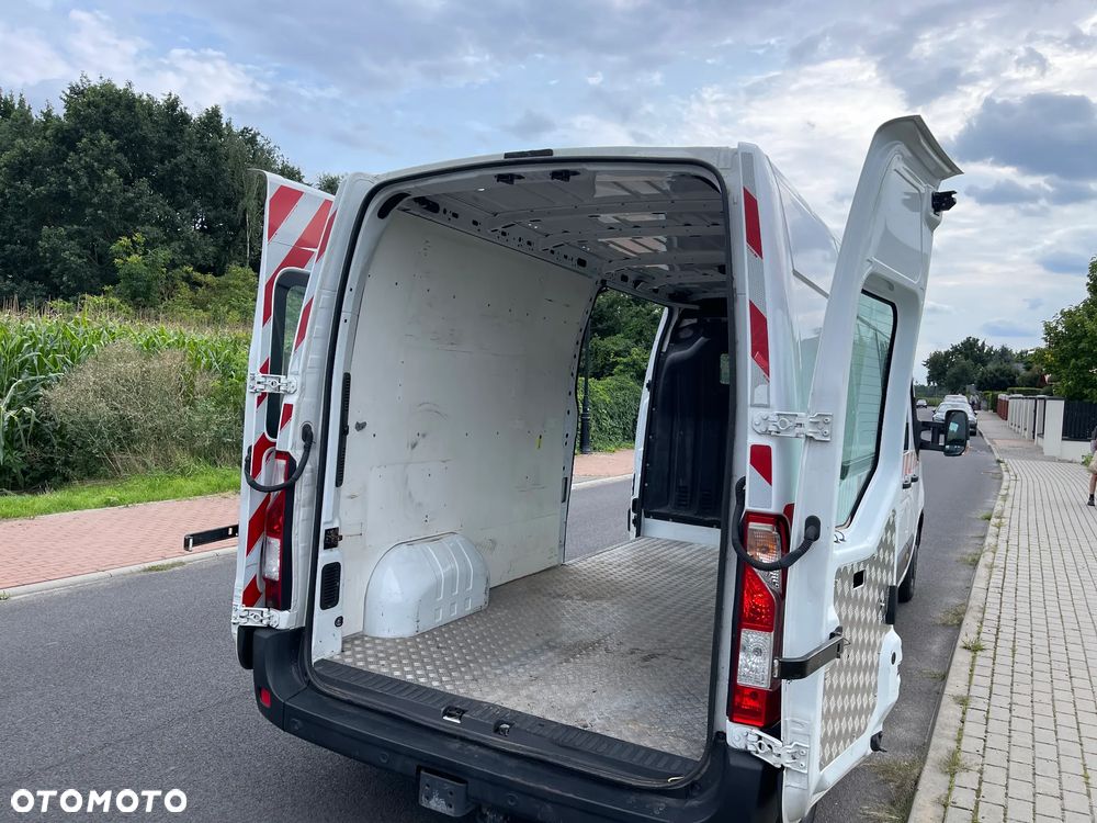 Renault Master Nowy Model_Grudzień 2020 ROK_2.3 DCI 180 KM_L3H2 DŁUGI_Bogata wersja LED,KLIMA - 29
