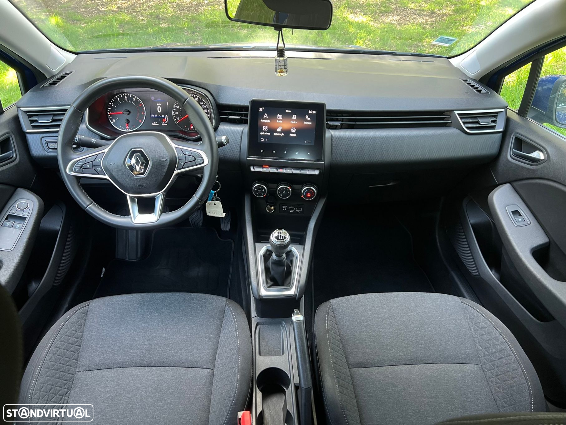 Renault Clio 1.0 TCe Techno - 40