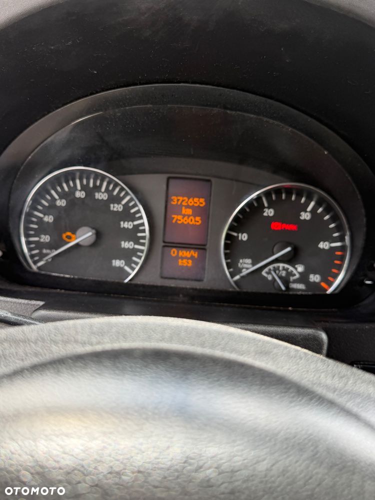 Mercedes-Benz Sprinter 906.211 - 15