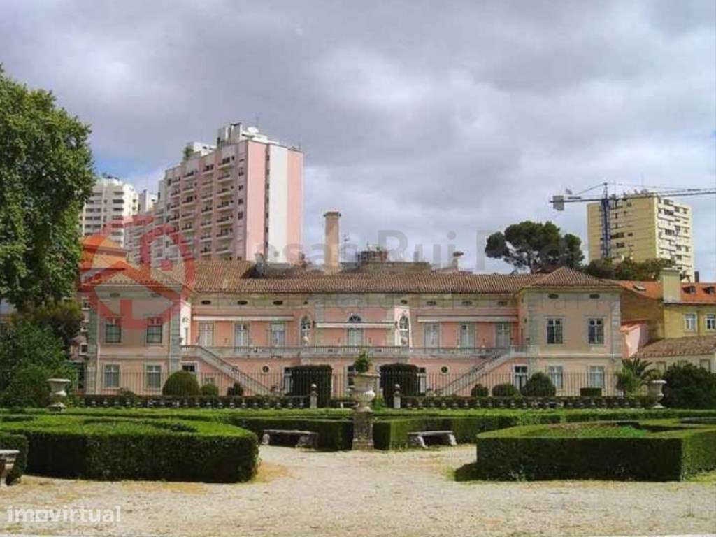 Apartamento T1 com Logradouro arrendado em Prédio Reabilitado, junt... - Grande imagem: 3/5