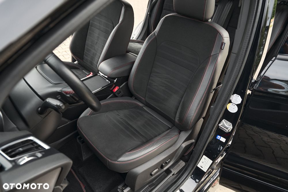 Ford Kuga 2.0 TDCi AWD ST-Line Black - 25