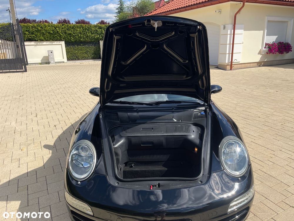 Porsche 911 Carrera S Tiptronic - 19