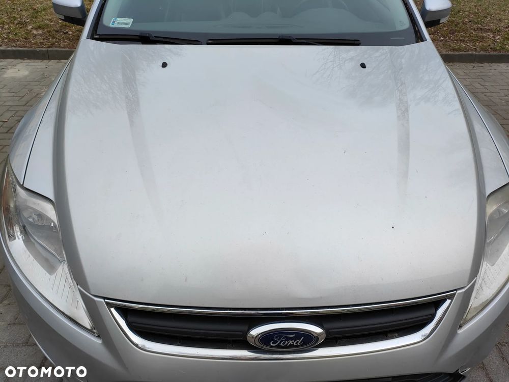 Ford Mondeo 2.0 Trend - 16