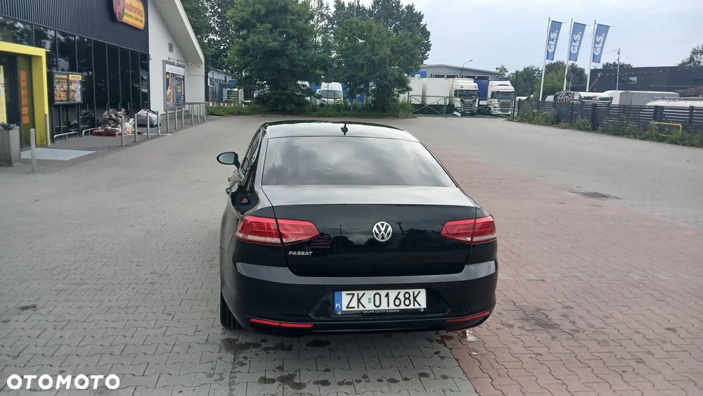 Volkswagen Passat 2.0 TDI BMT Comfortline DSG - 9
