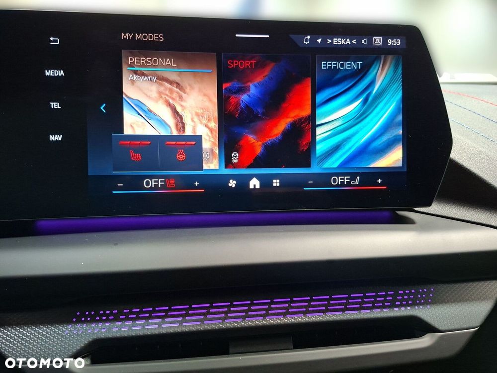 BMW Seria 1 120 mHEV - 24