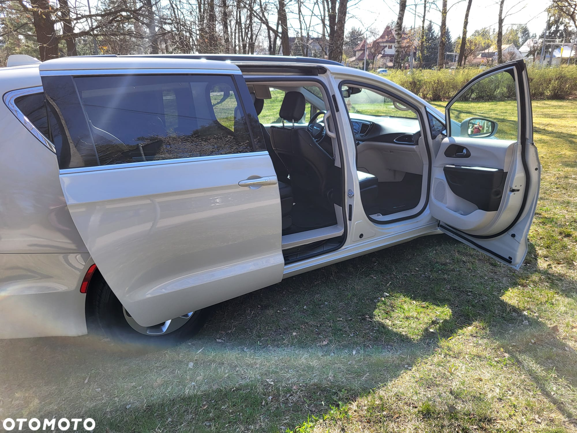 Chrysler Pacifica - 9