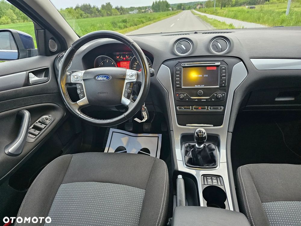 Ford Mondeo - 10