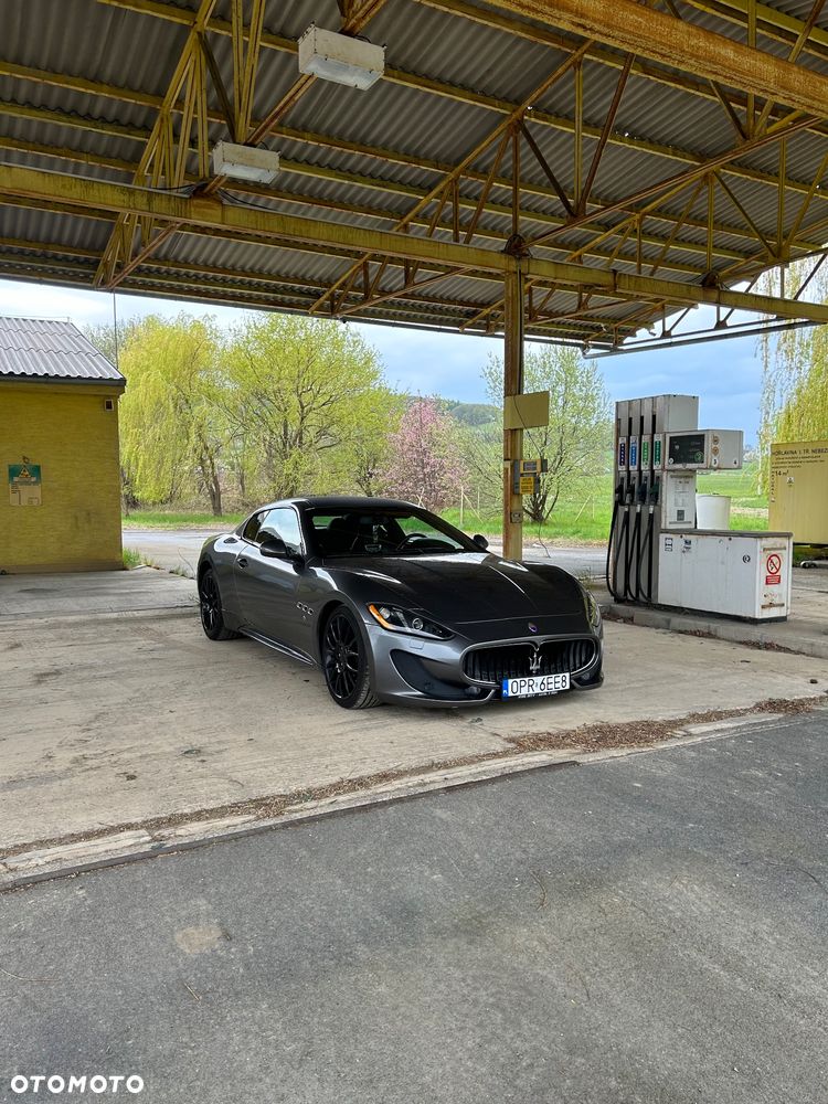 Maserati GranTurismo S Automatik - 16