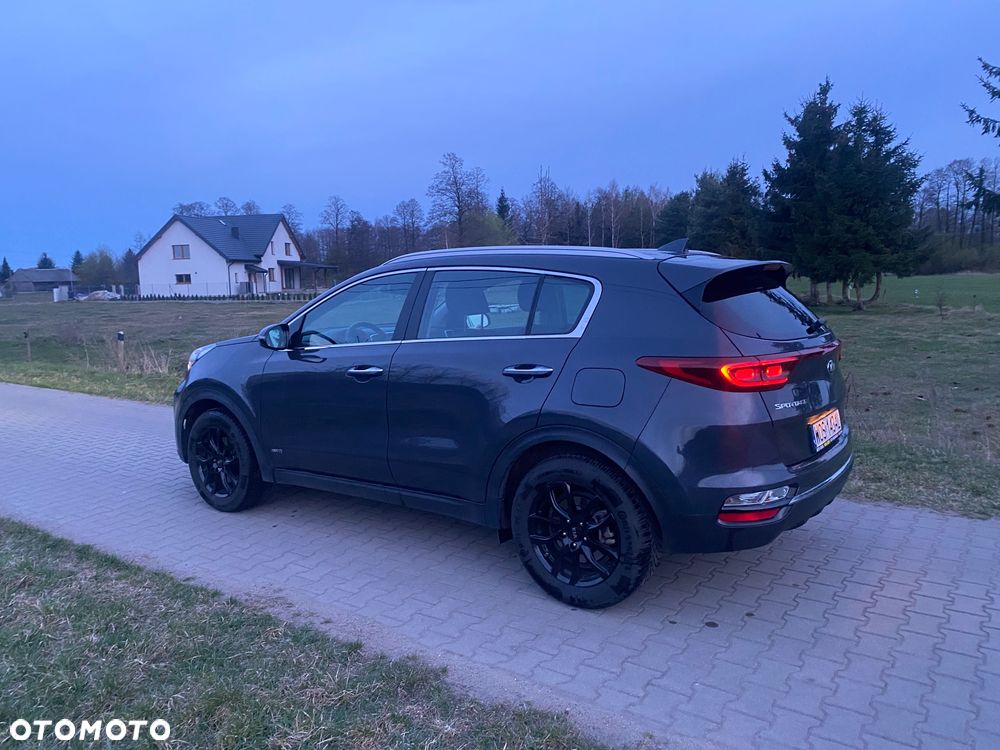 Kia Sportage 1.6 T-GDI AWD DCT PLATINUM - 4