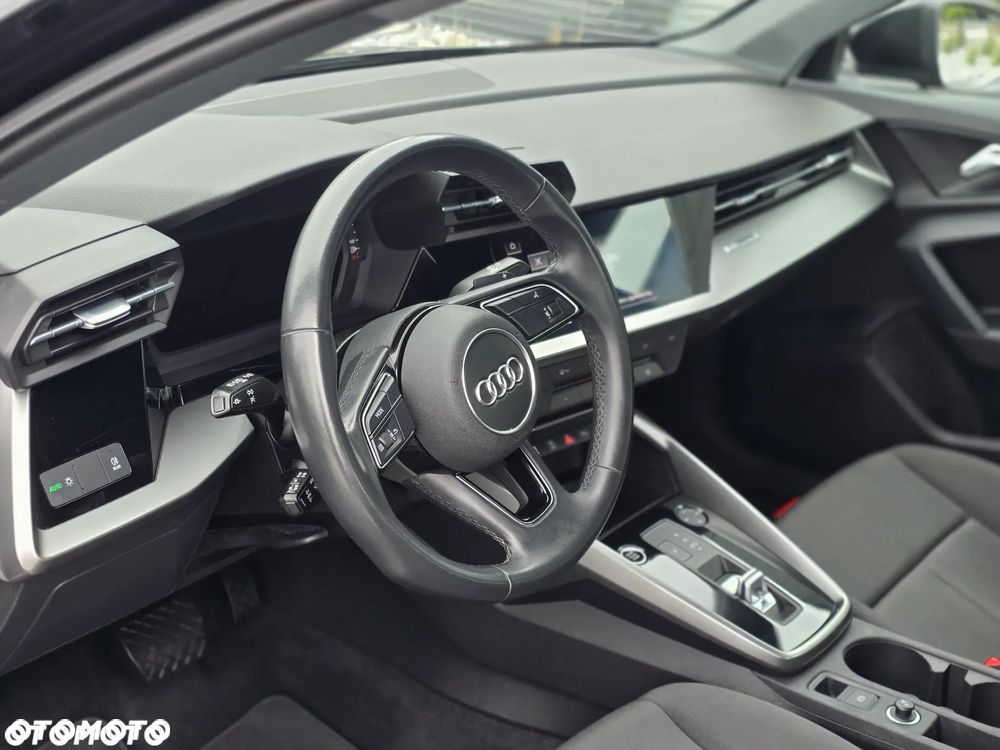 Audi A3 Limousine 30 TFSI mHEV S tronic - 17