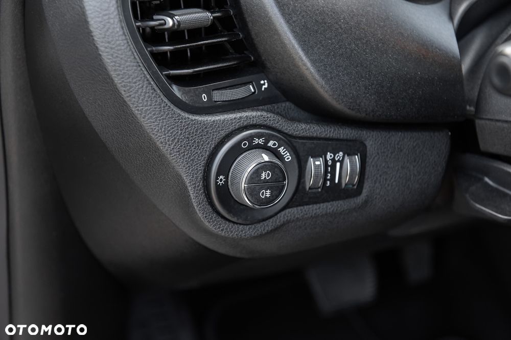 Fiat 500X 1.4 Multiair DCT 4x2 S&S S-Design Cross Look - 17