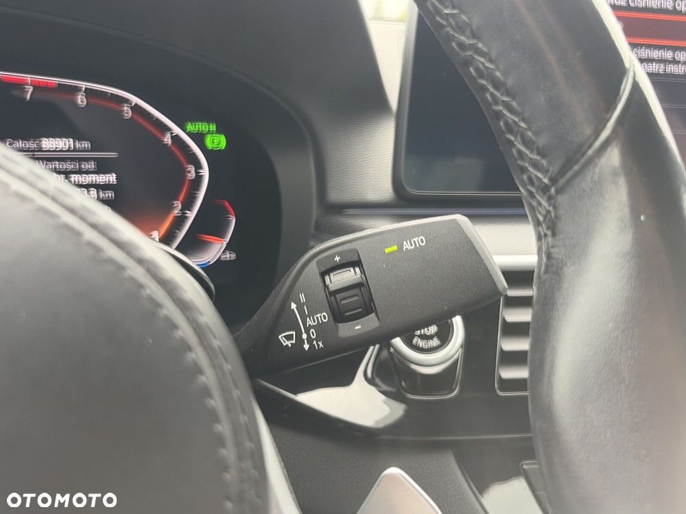 BMW Seria 5 - 26