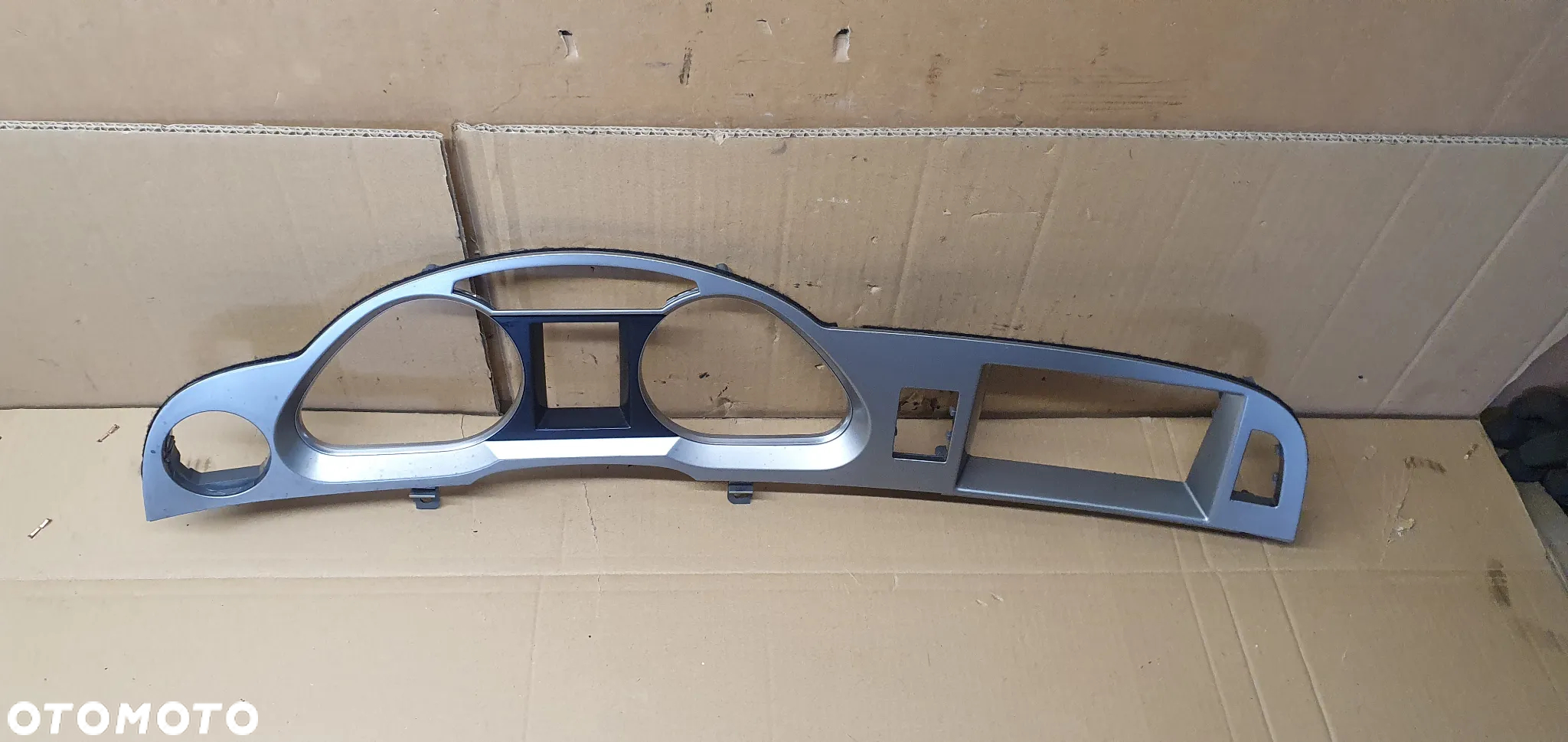 Osłona obudowa licznika zegarów dekor Audi A6 C6 4F1857115F - 2