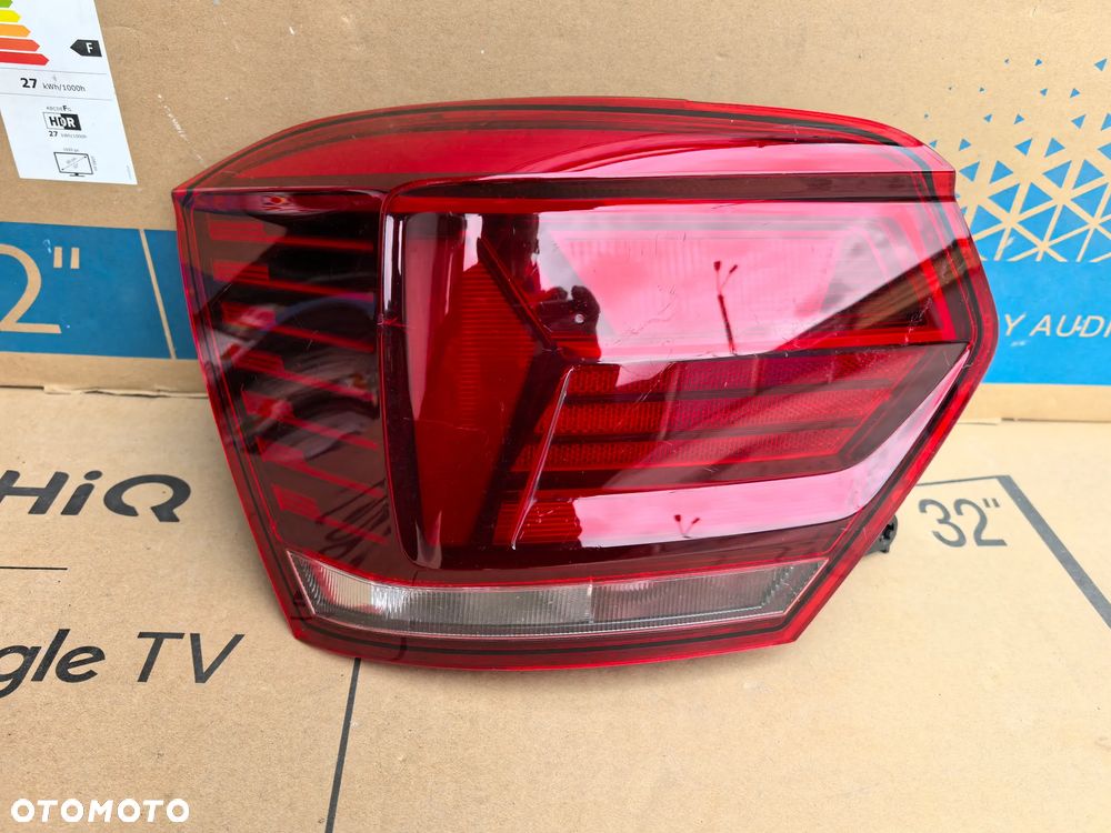 VW Polo VI 2g Lampa lewy tył tylna lewa 2G0945095B