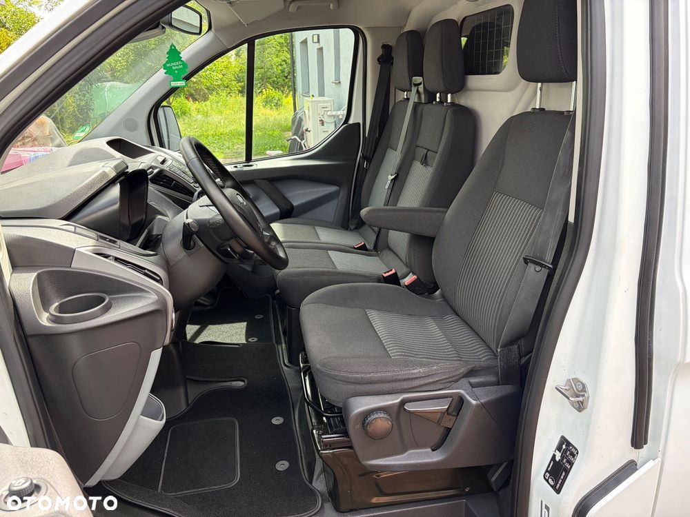 Ford Transit Custom - 33