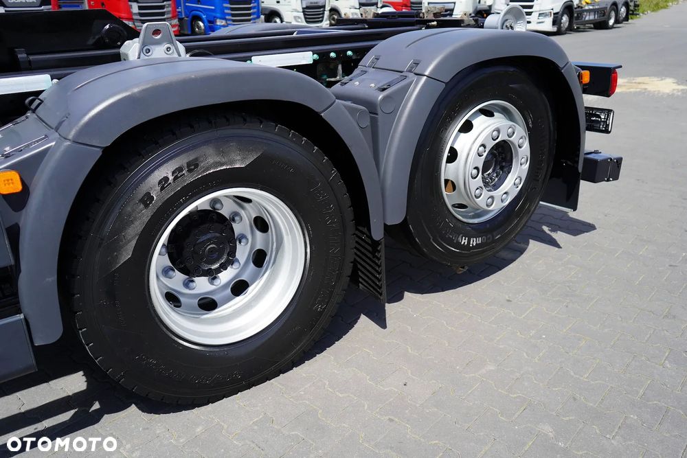 MAN TGX / 26.470 / E 6 / GM / HAKOWIEC HYVA / OŚ SKRĘTNA / RETARDER - 30