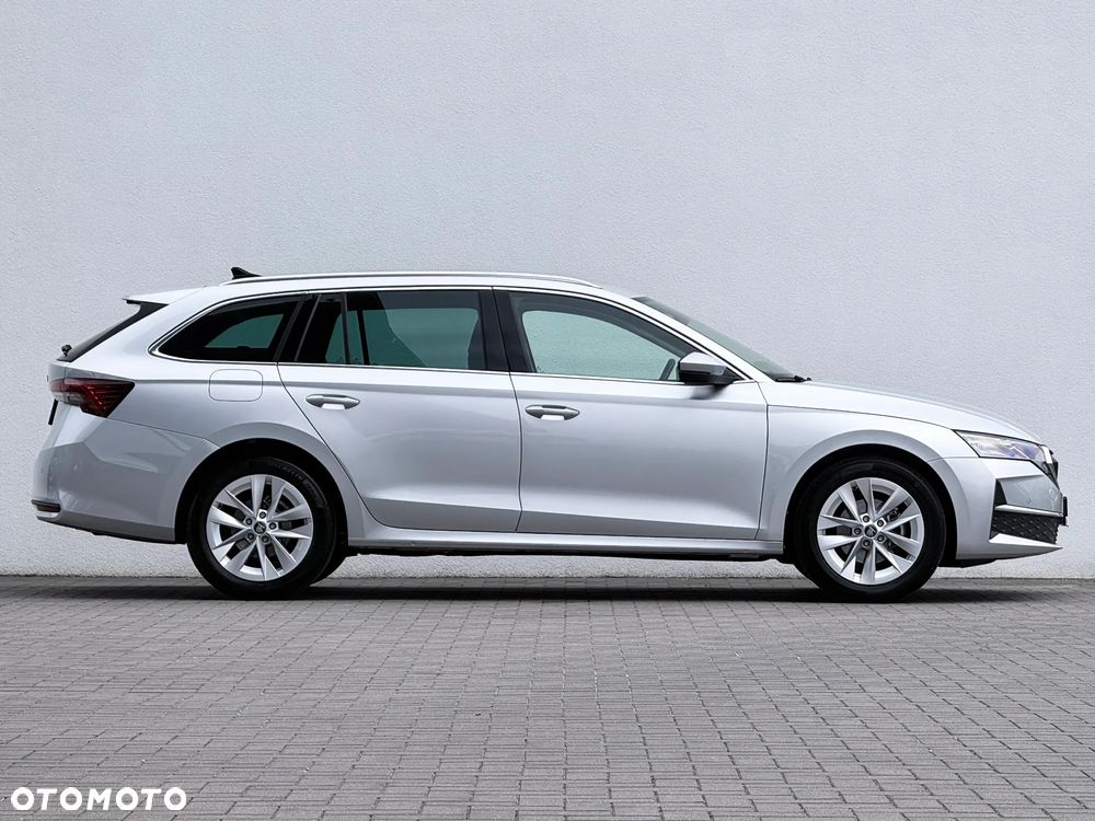 Skoda Octavia 1.5 TSI mHEV Selection DSG - 4