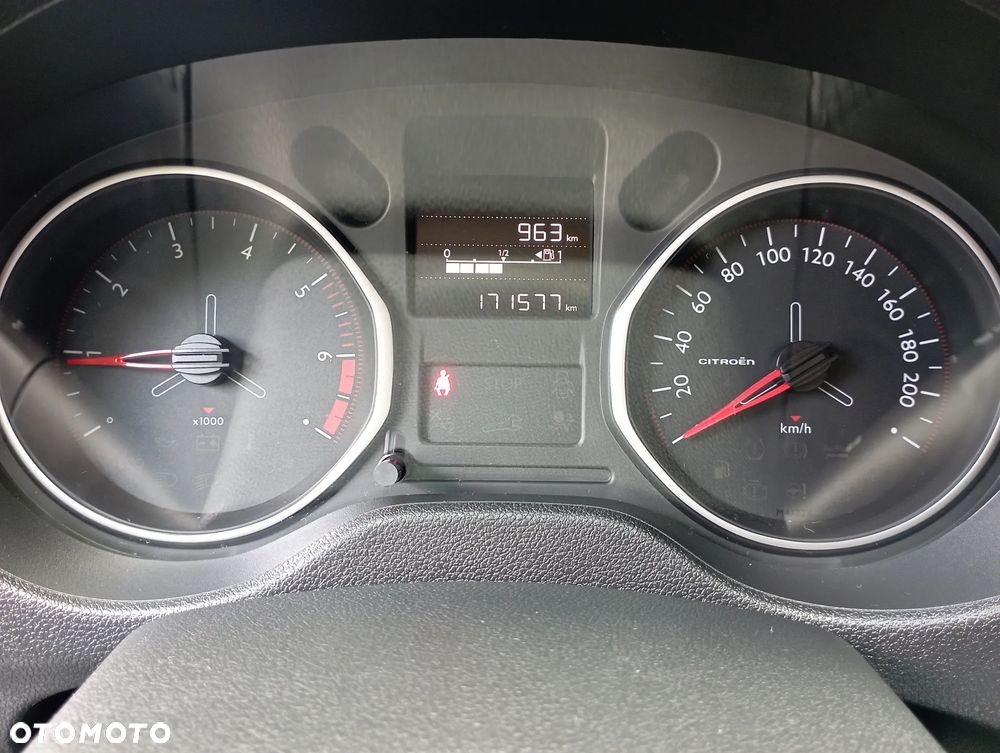 Citroën C-Elysée 1.5 BlueHDi Shine - 13