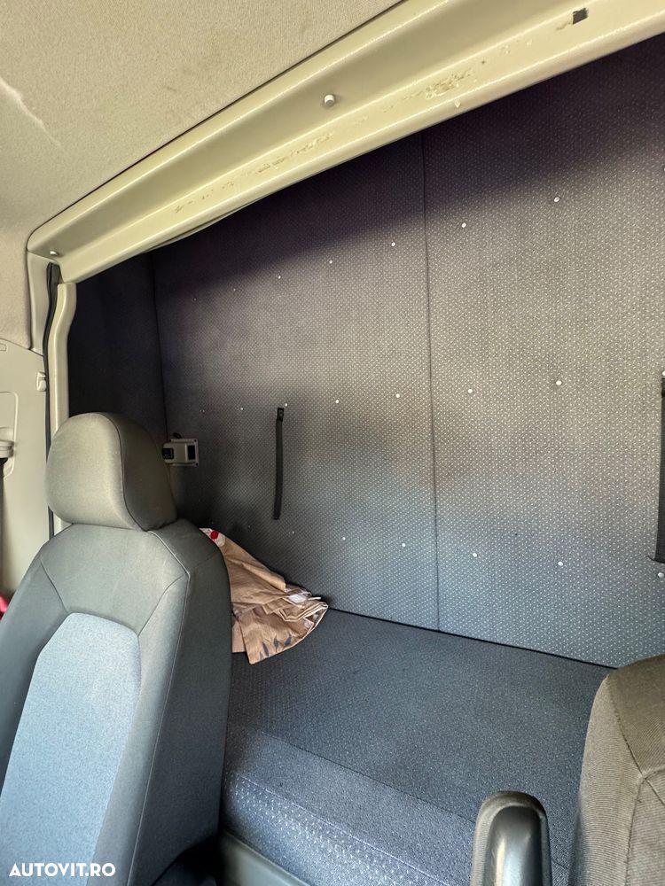 Volkswagen Crafter - 8