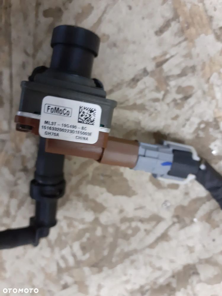 KAMERA PRZÓD INSTALACJA VW AMAROK II ML3T-19G490-BC - 4