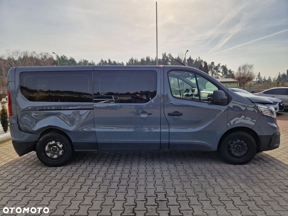 Renault Trafic - 2