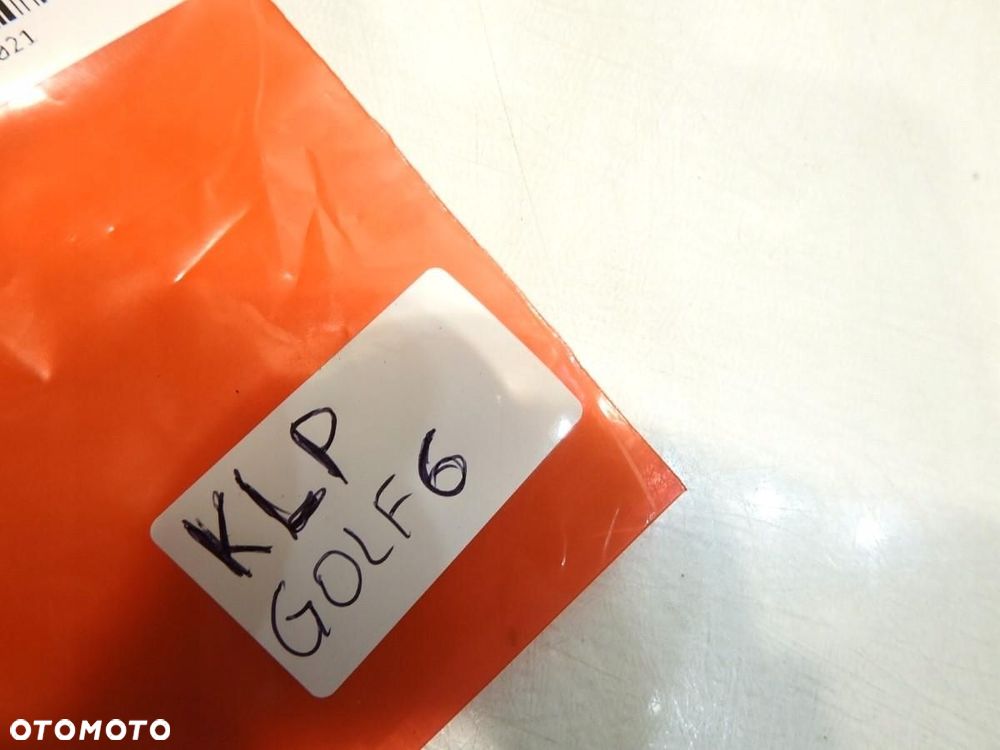 WZMACNIACZ ANTENY VW GOLF VI 5N0035570 - 2