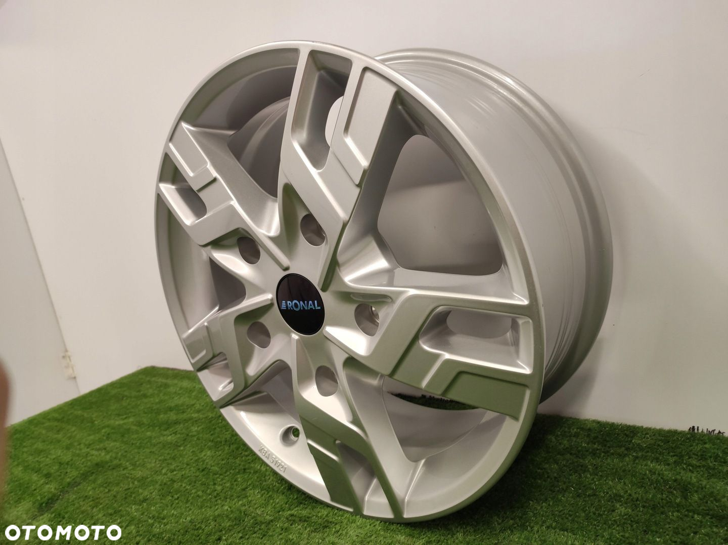 FELGA TRANSIT TOURNEO CUSTOM 7x17 ET 53 64R7705 - 7
