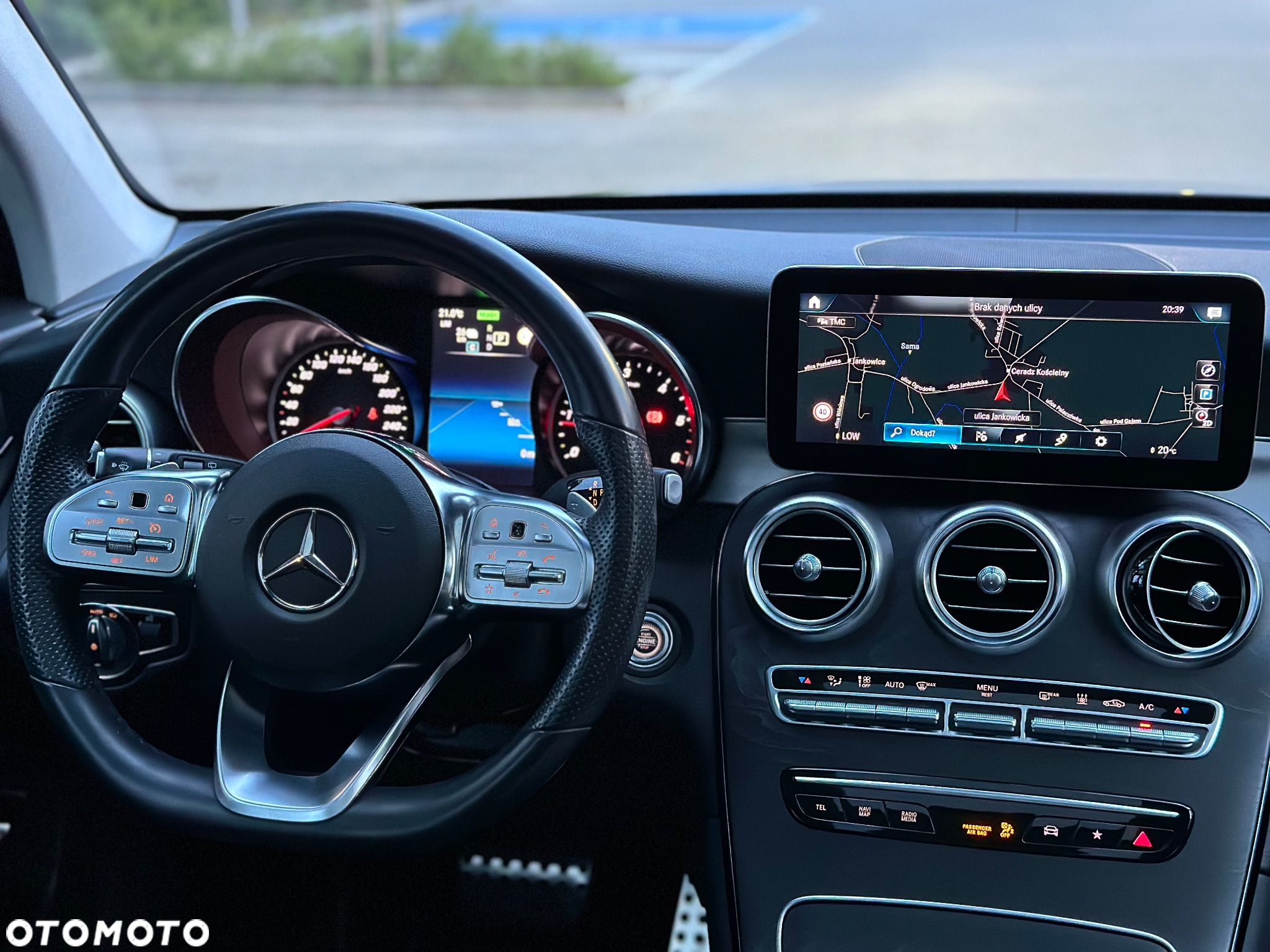 Mercedes-Benz GLC 300 de 4Matic 9G-TRONIC AMG Line Plus - 27