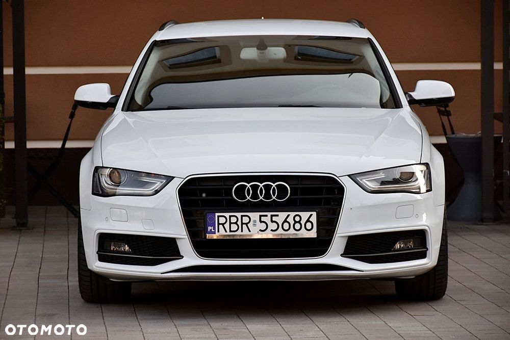 Audi A4 Avant 2.0 TDI DPF clean diesel multitronic S line Sportpaket - 16
